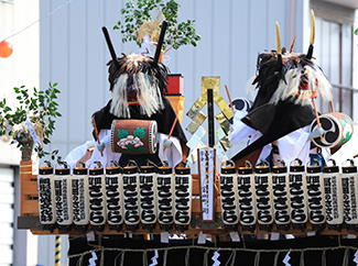 お祭りに！竹うちわを活用